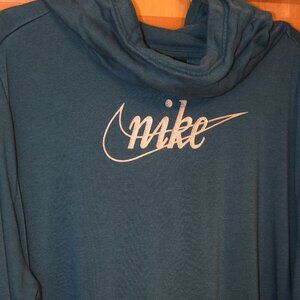 Women's Nike Sweatshirt